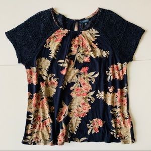 Lucky Brand Lace Sleeve Tee